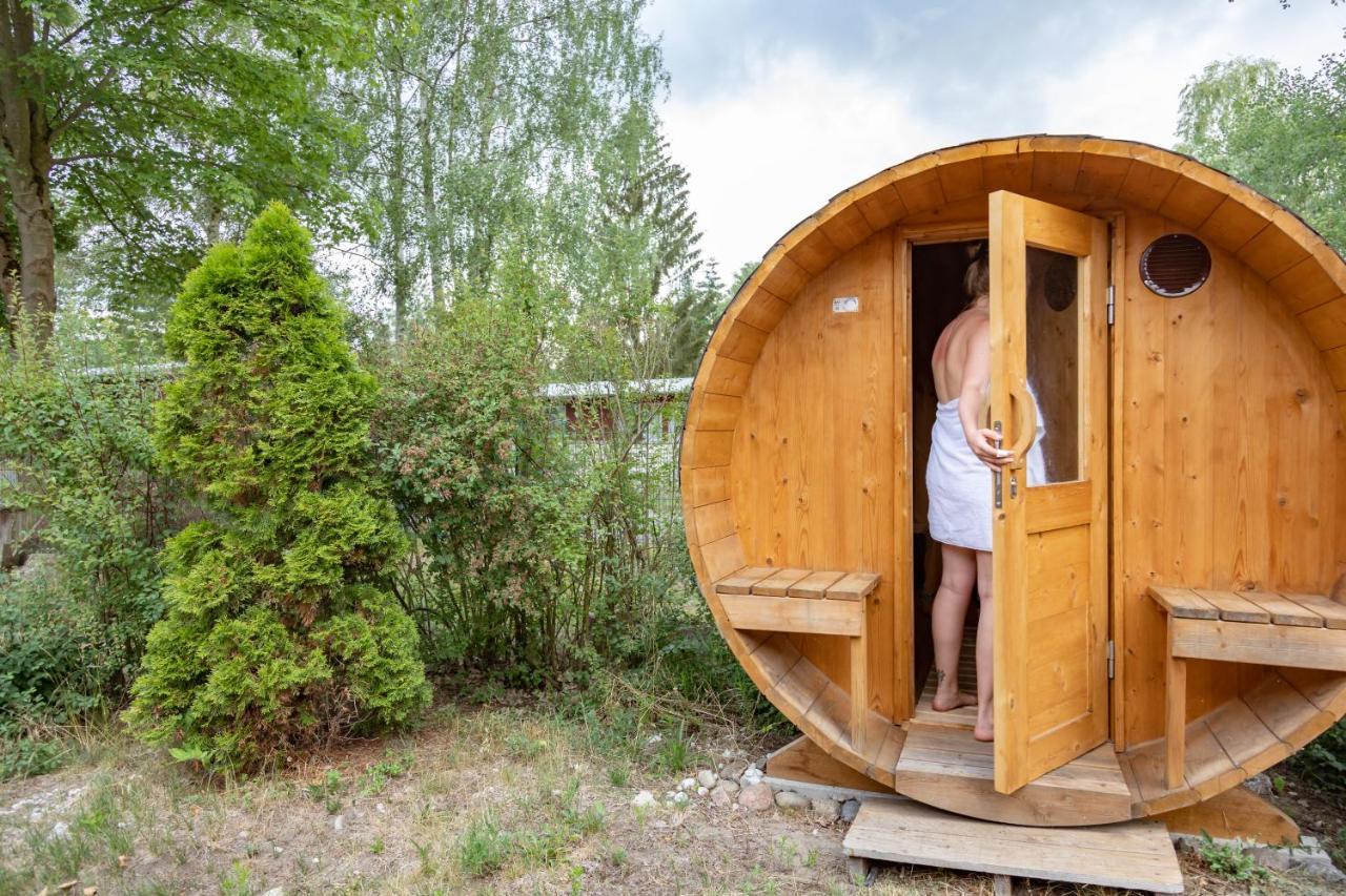 Gemutliches Tinyhouse Bungalow Mit Kamin & Sauna Am See Joachimsthal Zewnętrze zdjęcie